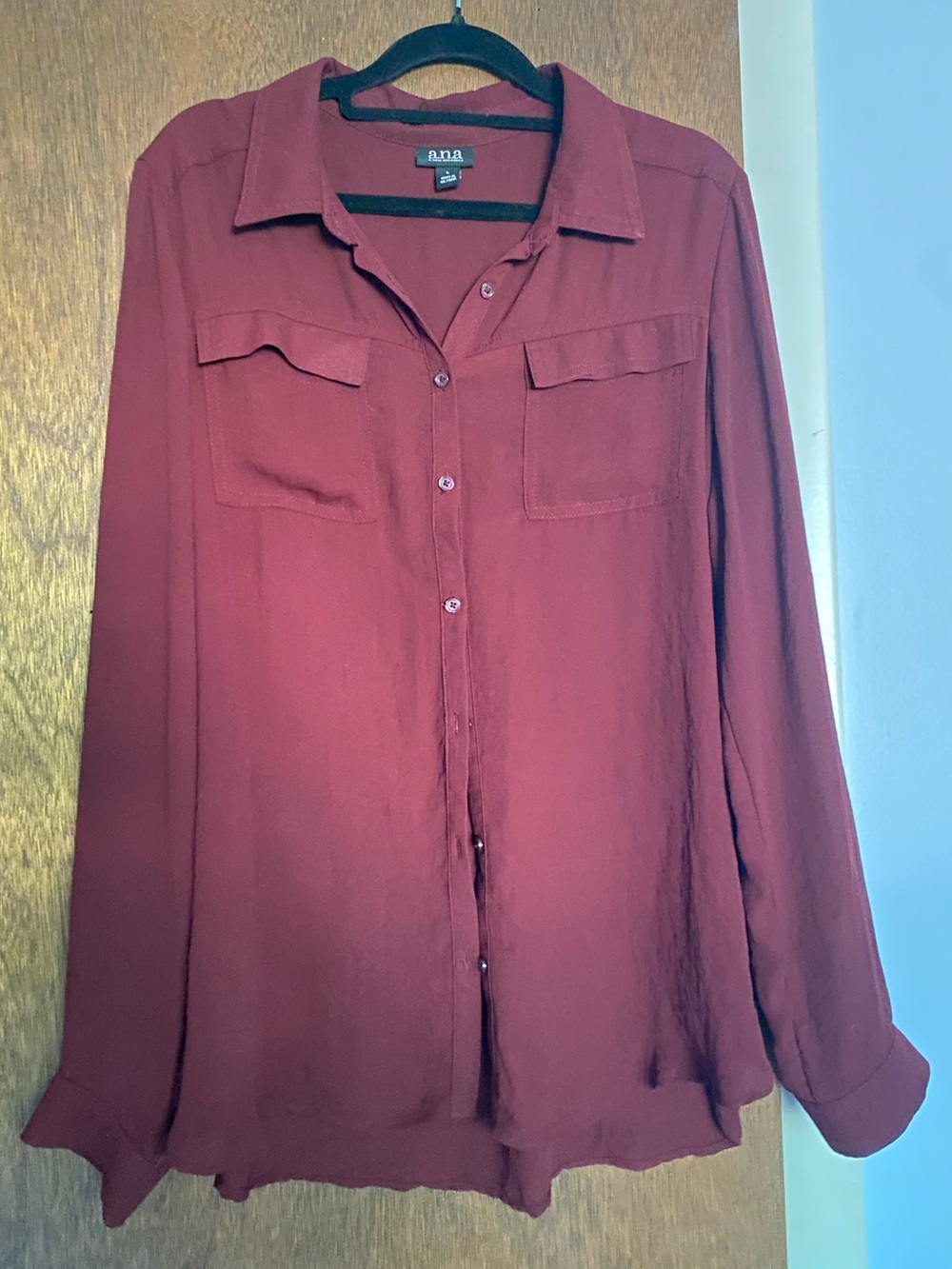 a.n.a Long Sleeve Button-Up Blouse in Burgundy size Large